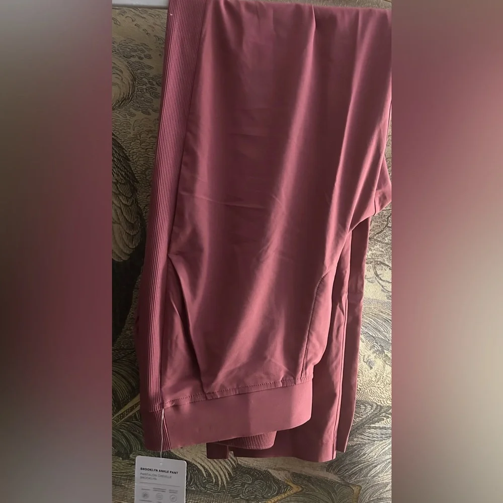 New Athleta Brooklyn Ankle Pants SZ 8 TALL Dull Mauve Color - Picture 2 of 7